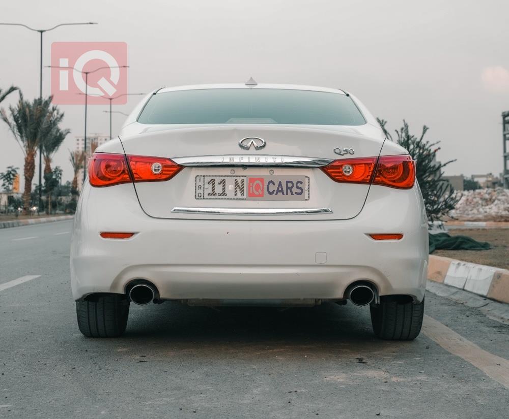 إنفينيتي Q50